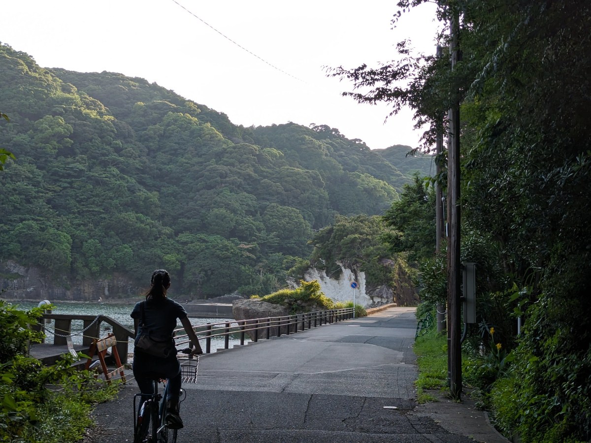 Reaching The Sunny Seaside in Shimoda and The Ryugu Sea Cave – Yuru Camp Backpacking Part&nbsp;7